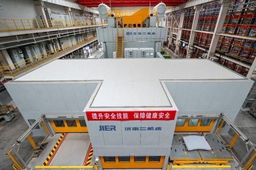 福特領(lǐng)睿閃耀全球市場(chǎng) 富山工廠引領(lǐng)數(shù)字化造車新篇章